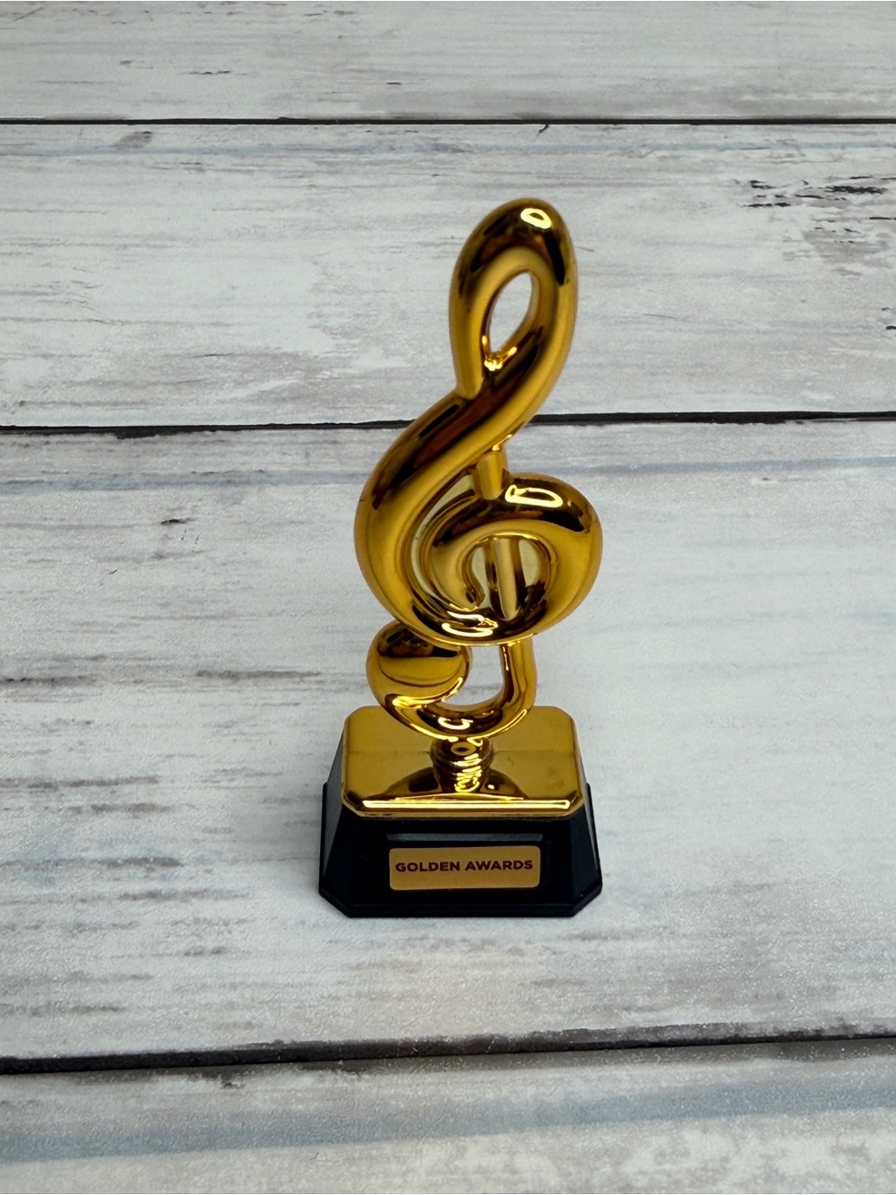 Mini Brands Vinyl golden treble clef award, Rare